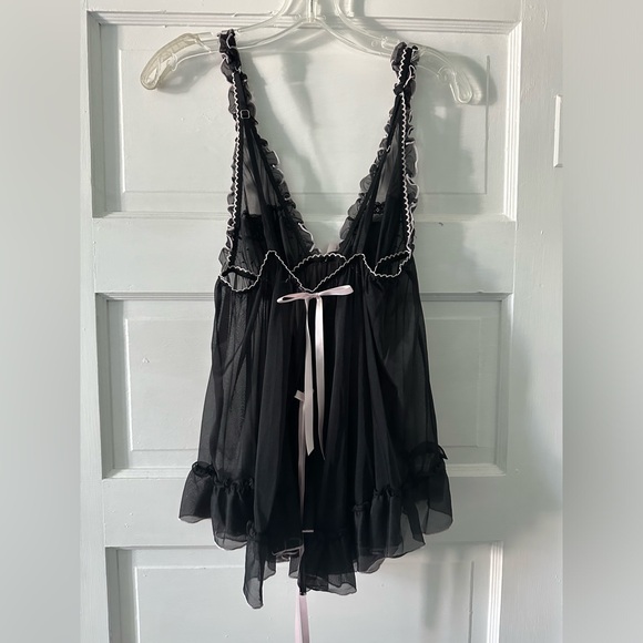 Victorias Secret Lingerie - Picture 4 of 8